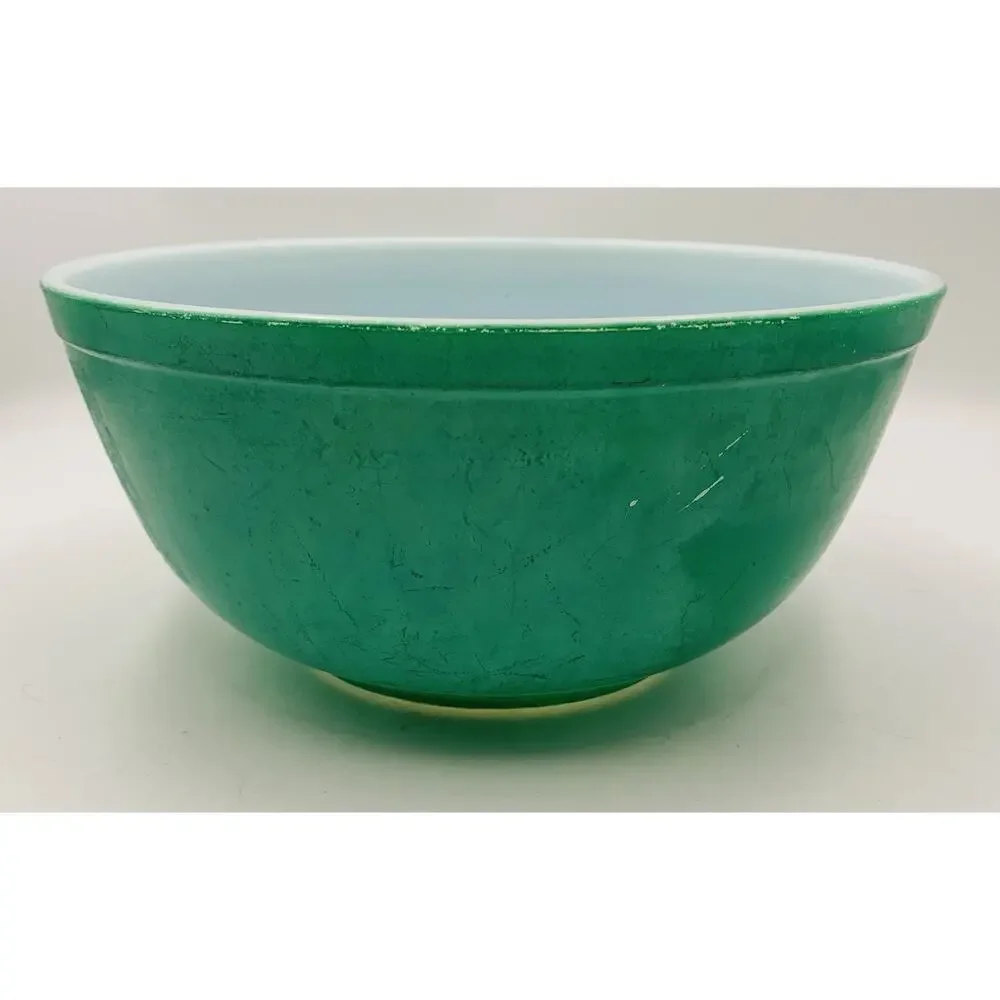 Vintage EARLY PYREX 403-6 Primary Color Green 2.5 Quart Mixing Bowl